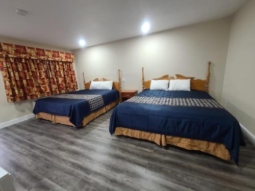 Majestic Inn & Suites