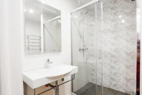 Flat Inn Smolensk Bright & Modern