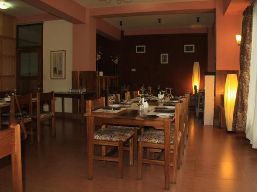 Restaurante, Khamsum Inn in Thimphu