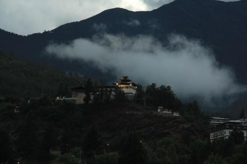 Vistas, Khamsum Inn in Thimphu