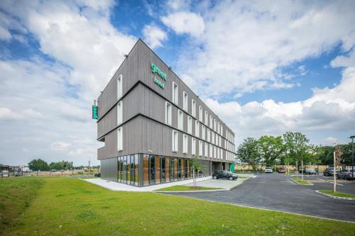 Greet Hotel Rennes Pace - 숙소 외관