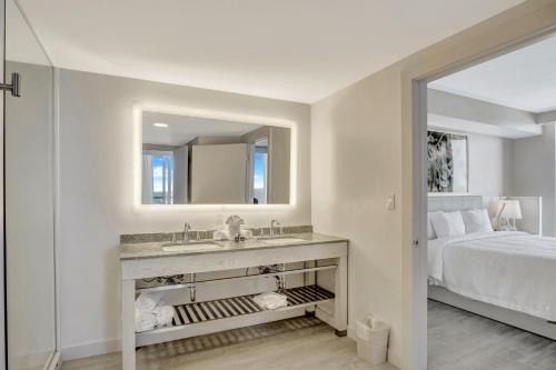 Daytona Grande Oceanfront Resort - image 2