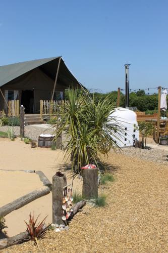 B&B Diss - Green Rabbit Glamping - Bed and Breakfast Diss