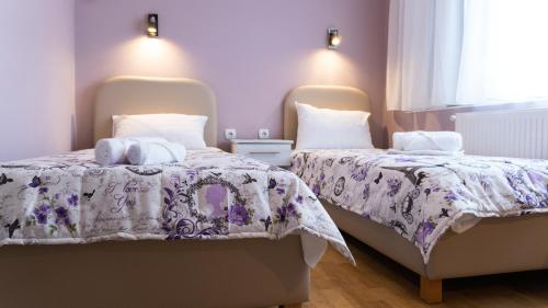 Casablanca City Center Private Parking in Nis