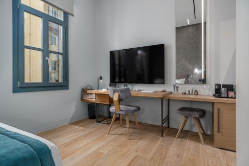 room detail thumbnail 1