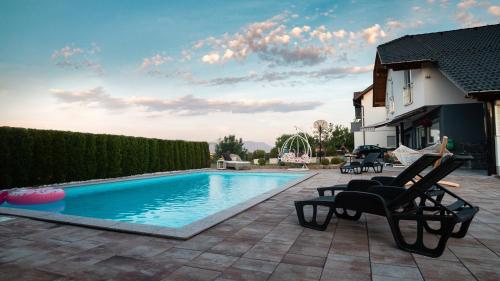 Villa De Luxe