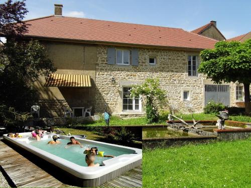 Gîte la Pomme du Pin gîte à louer Château-Chalon