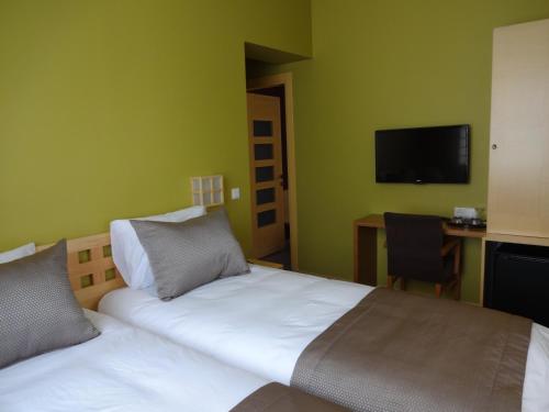 room detail thumbnail 1