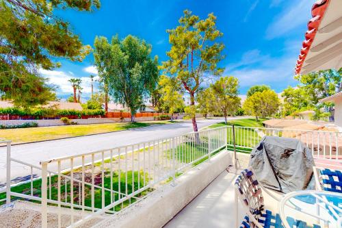 Easy Living Palm Desert in Palm Desert, USA