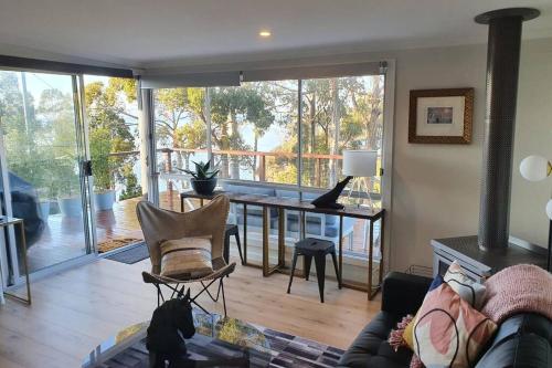 Dover's cutest Beachhouse is calling!
