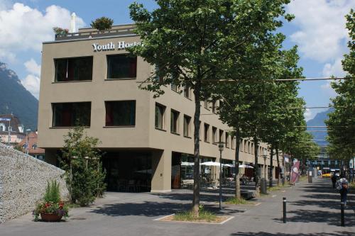 Youth Hostel Interlaken — hostel in Am Bahnhof Ost, Untere Bönigstr. 3, Interlaken CH, 3800