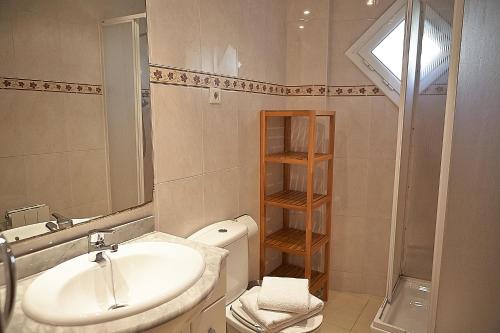 Alguera Apartments Sant Andreu - image 8