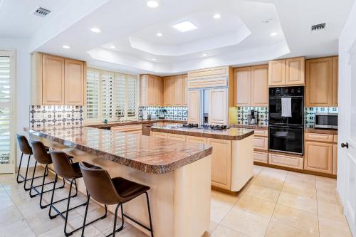 Luxury Estate in Indian Wells Country Club - image 12