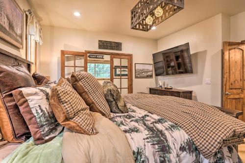 Spacious Mtn Retreat - 5 Mi to Big Bear Lake! - image 9