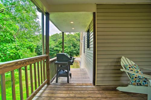 Cape Cod Home with Deck about 3 Miles to Beaches