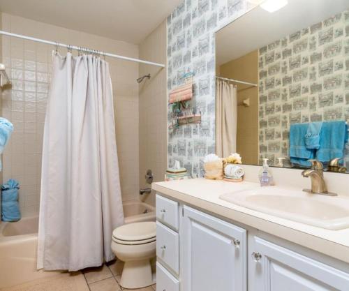 Rose All Day 2bed 2bath with dockage Cabana Club and Inch Beach access - image 14