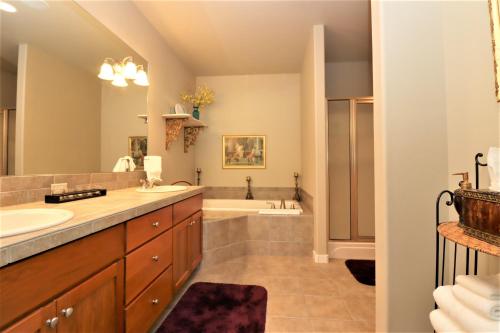 Sunstone Townhome 2/2 at Eagle Crest