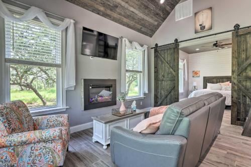 Cozy Spring Branch Cottage in Hill Country! in Spring Branch, USA