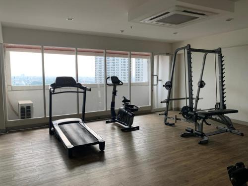 Fitness center, ROOM IN Cozy Grand Kamala Lagoon in Bekasi