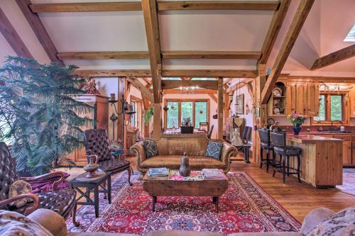 Serene Apt Along James River with BBQ and Gazebo! Serene Apt Along James River with BBQ and Gazebo!