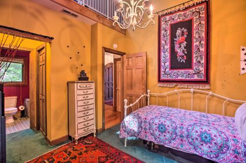 Serene Apt Along James River with BBQ and Gazebo! Serene Apt Along James River with BBQ and Gazebo!