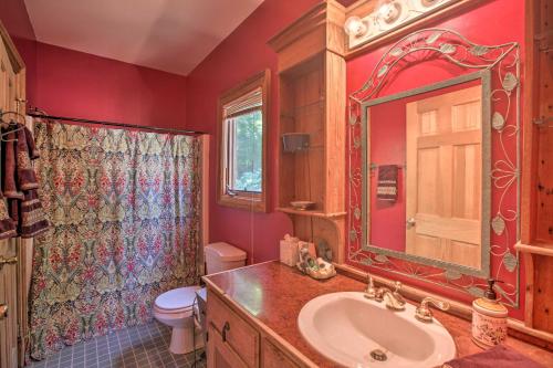 Serene Apt Along James River with BBQ and Gazebo! Serene Apt Along James River with BBQ and Gazebo!