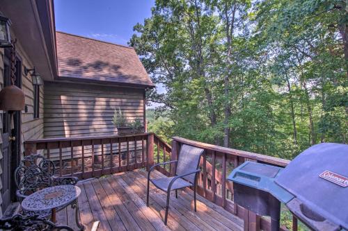 Serene Apt Along James River with BBQ and Gazebo! Serene Apt Along James River with BBQ and Gazebo!