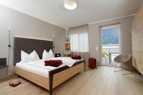 1 queen bed
