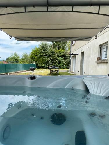 L'entre 2 Lyon Grenoble - Villa avec Jacuzzi