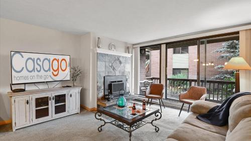 Silvertown by Casago - main image