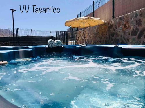  Vv Tasartico with hot tub, Pension in Tasartico
