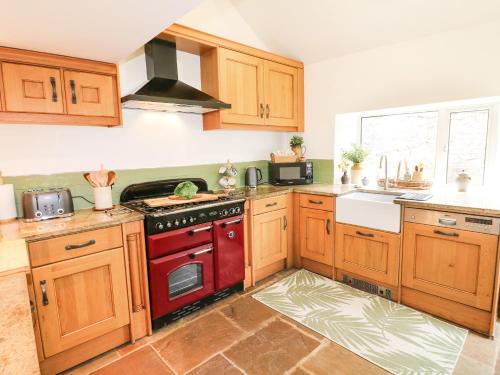 Stonecroft, Bakewell (photo 9)
