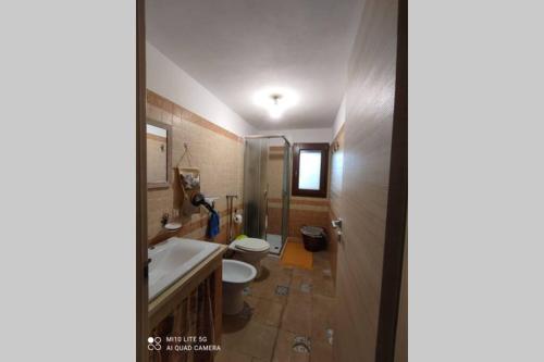 Casa Relax in periferia con ingresso e parcheggio privato.