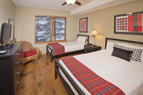 Aspenwood Lodge #201 Condo - image 14