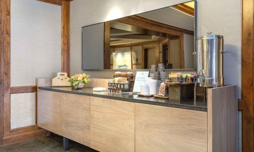 Ritz Carlton Residence Vail #112 Condo - image 8