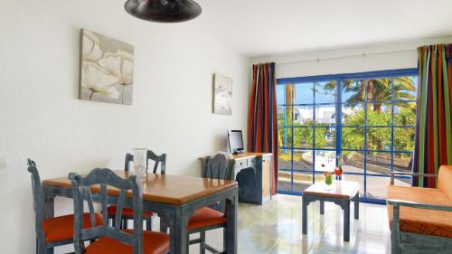 Hotel Puerto Carmen