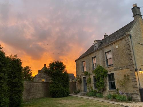 Halford House - Adults Only in Bourton on the Water