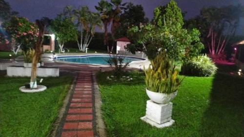 Inviting 14-Bed Villa in Toro Valle del Cauca