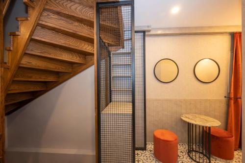 Deluxe Double Room with Shower image 10