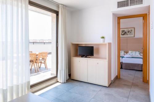 Apartaments Cye Salou - image 12