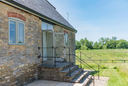 Owl Barn - image 7