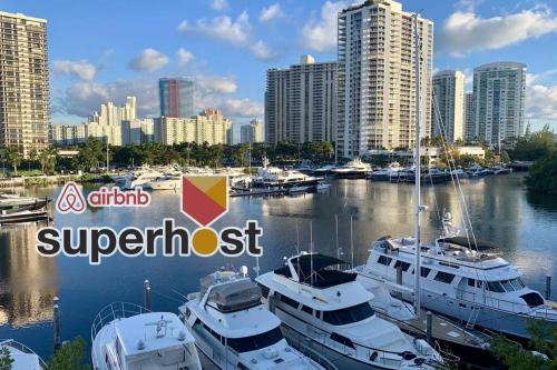 Yacht Club at aventura Amazing Marina view parking included