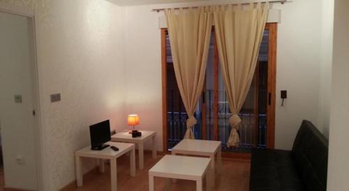 One-Bedroom Apartment image 6