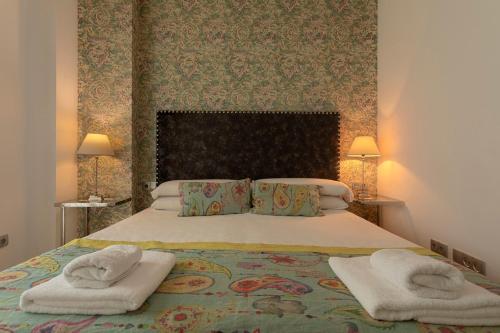 Caleta Homes - Apartamentos Pompidou - image 3
