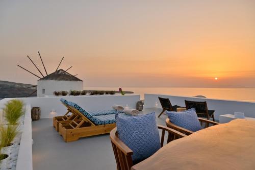 Cape Suite Oia - image 3
