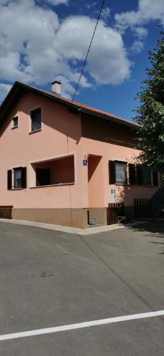 APARTMAN DEDA, Rakovica