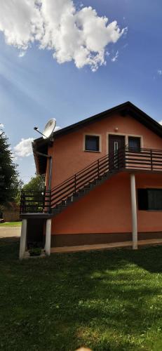 APARTMAN DEDA, Rakovica (foto 5)