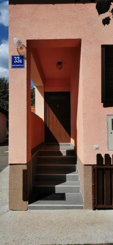 APARTMAN DEDA, Rakovica (foto 8)