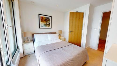 Picture of Two Bedroom Serviced Apartment In Indescon Square, Canary Wharf