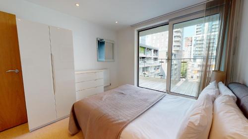 Picture of Two Bedroom Serviced Apartment In Indescon Square, Canary Wharf